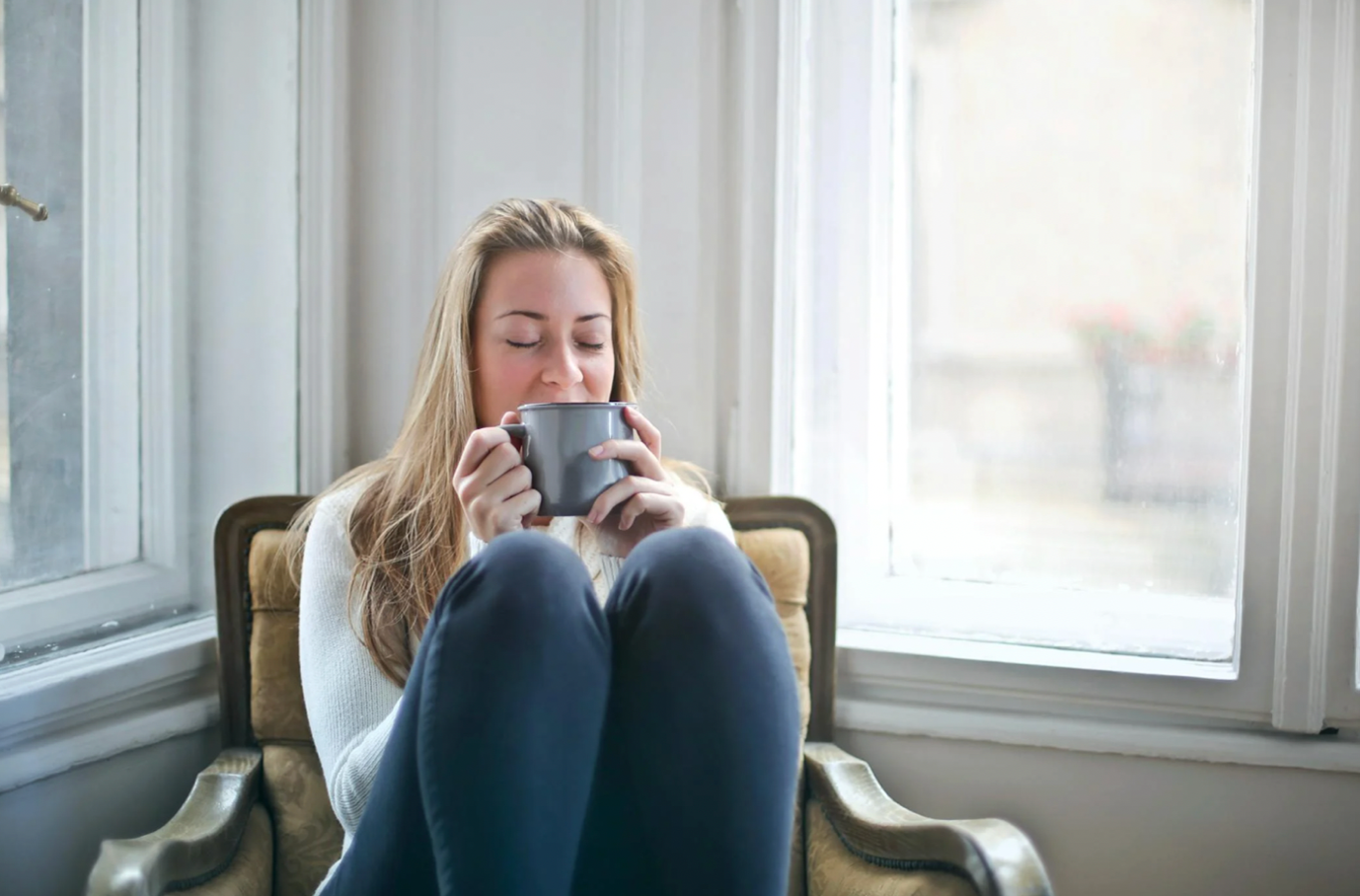Soothe, Energise, and Balance: Tea Tips for Every Menstrual Phase